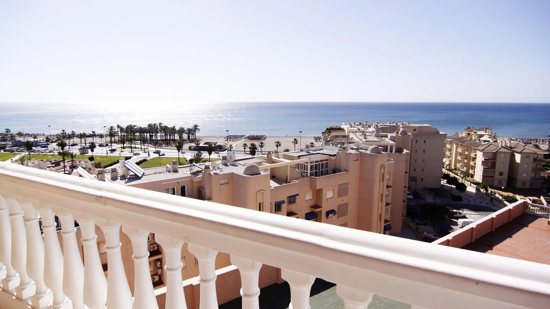 Hotel Parasol By Dorobe Torremolinos 4*,