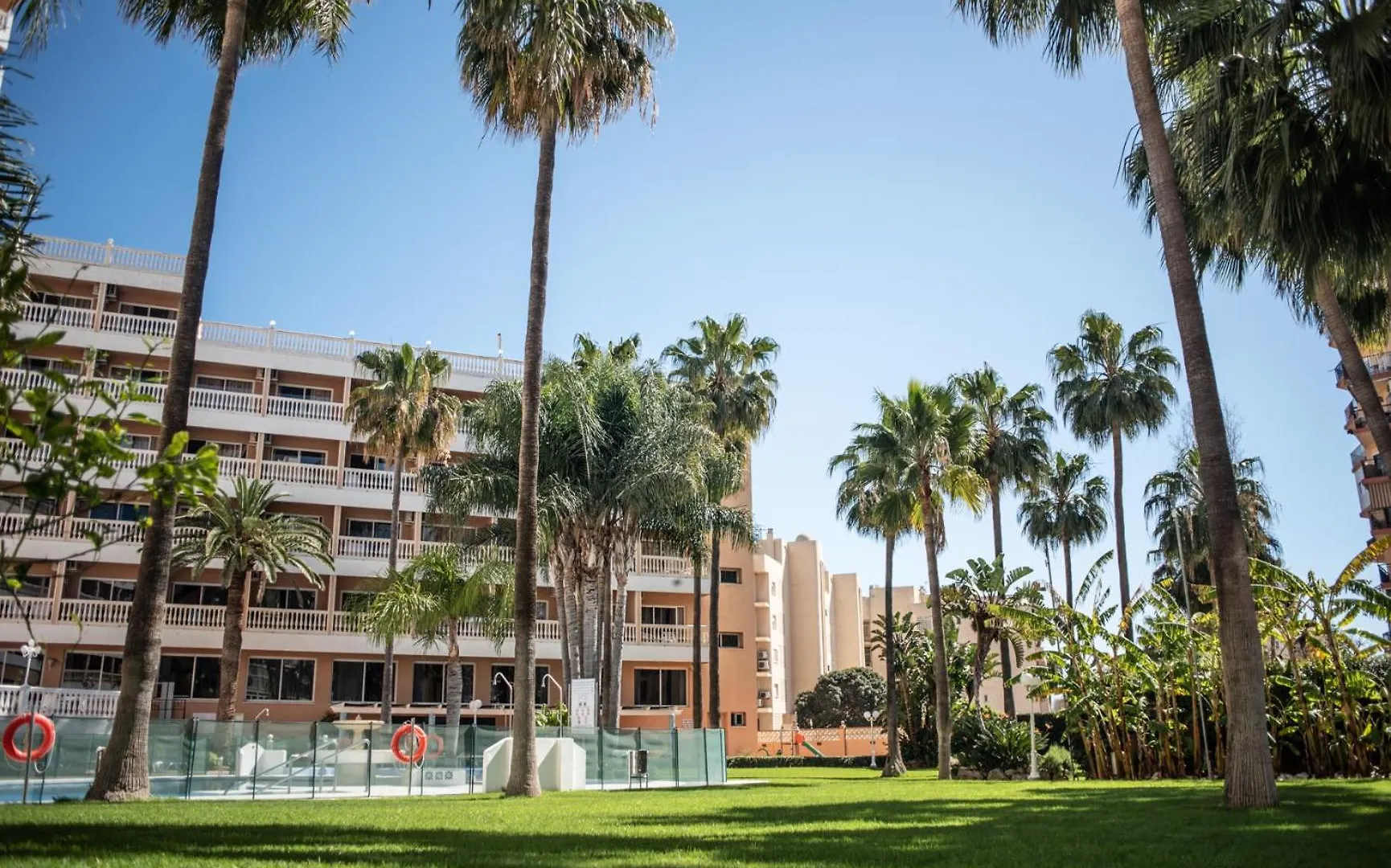 Hotel Parasol By Dorobe Torremolinos 4*,