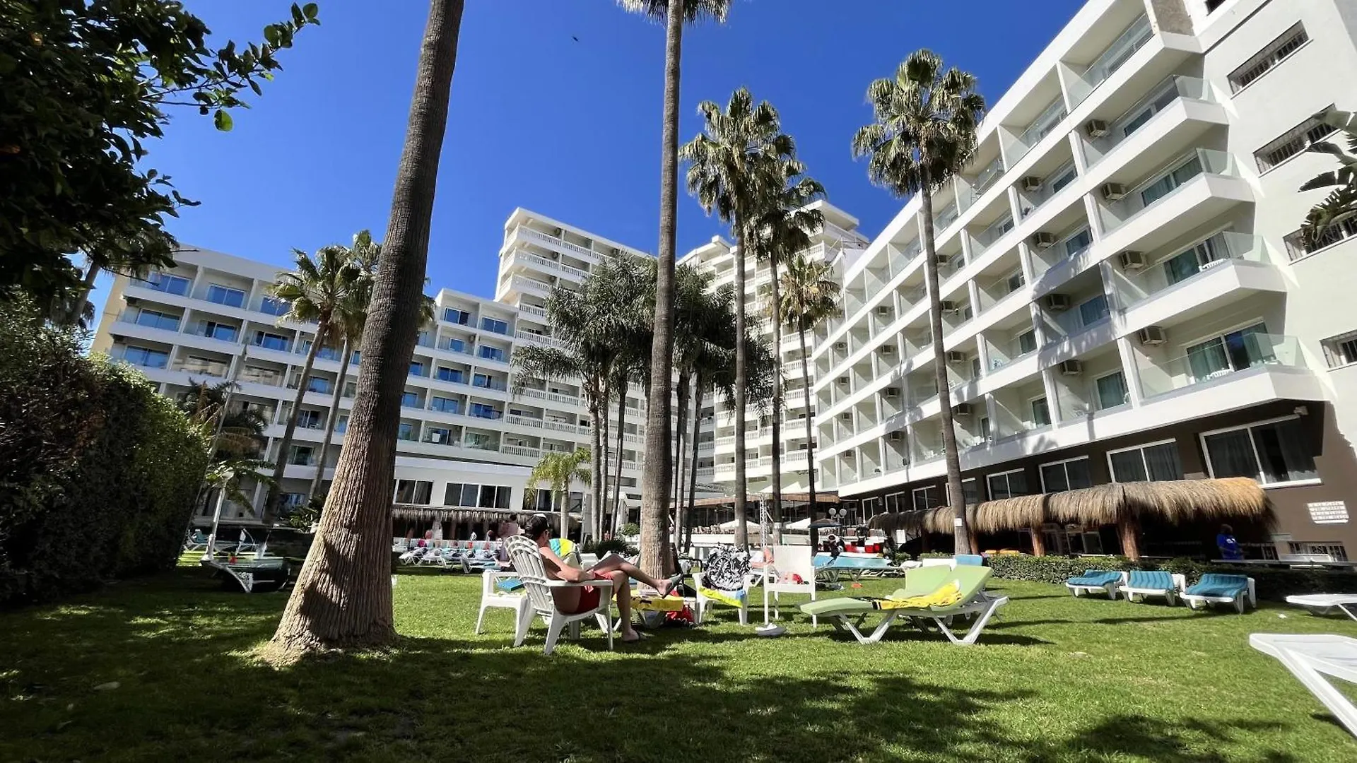 Hotel Parasol Garden Torremolinos
